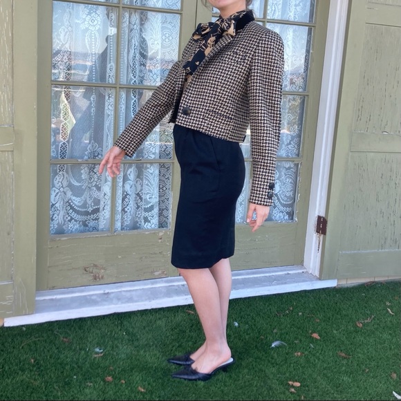 Don Sayres Skirt Suit Set - Picture 2 of 16